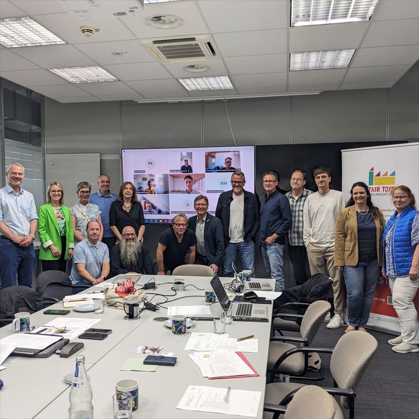 5 Jahre Fair Toys Organisation: Kurs bestätigt, neue Beitragsordnung beschlossen