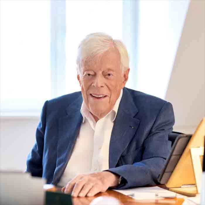 Otto Julius Maier – prägende Unternehmerpersönlichkeit von Ravensburger wird 95 Jahre alt