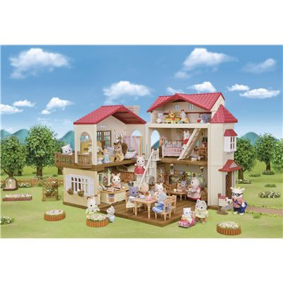 Im neuen Sylvanian Families Stadthaus von EPOCH ist ein Dachzimmer versteckt
