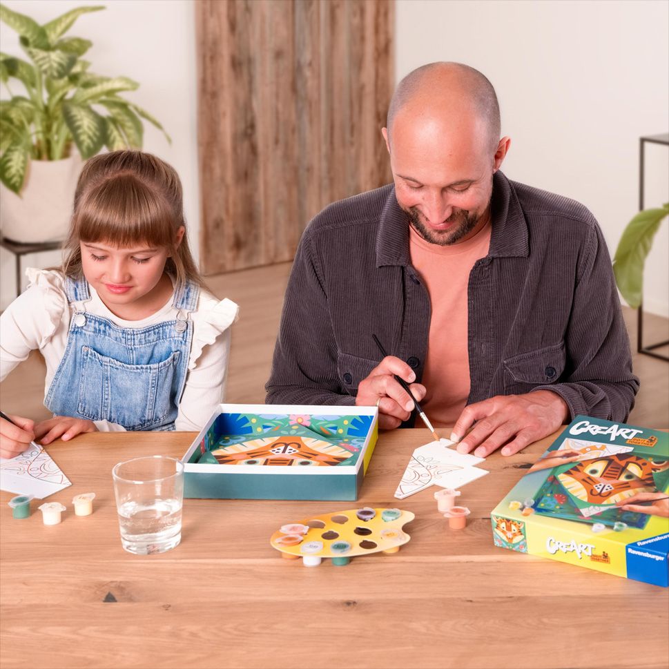 Malen mit Mama, Papa oder Oma: mit ‚CreArt – Do it Together‘ gemeinsam kreativ!