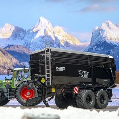 Im Zeichen des Nashorns: Krampe Big Body 650 bringt volle Power in den Erntebetrieb