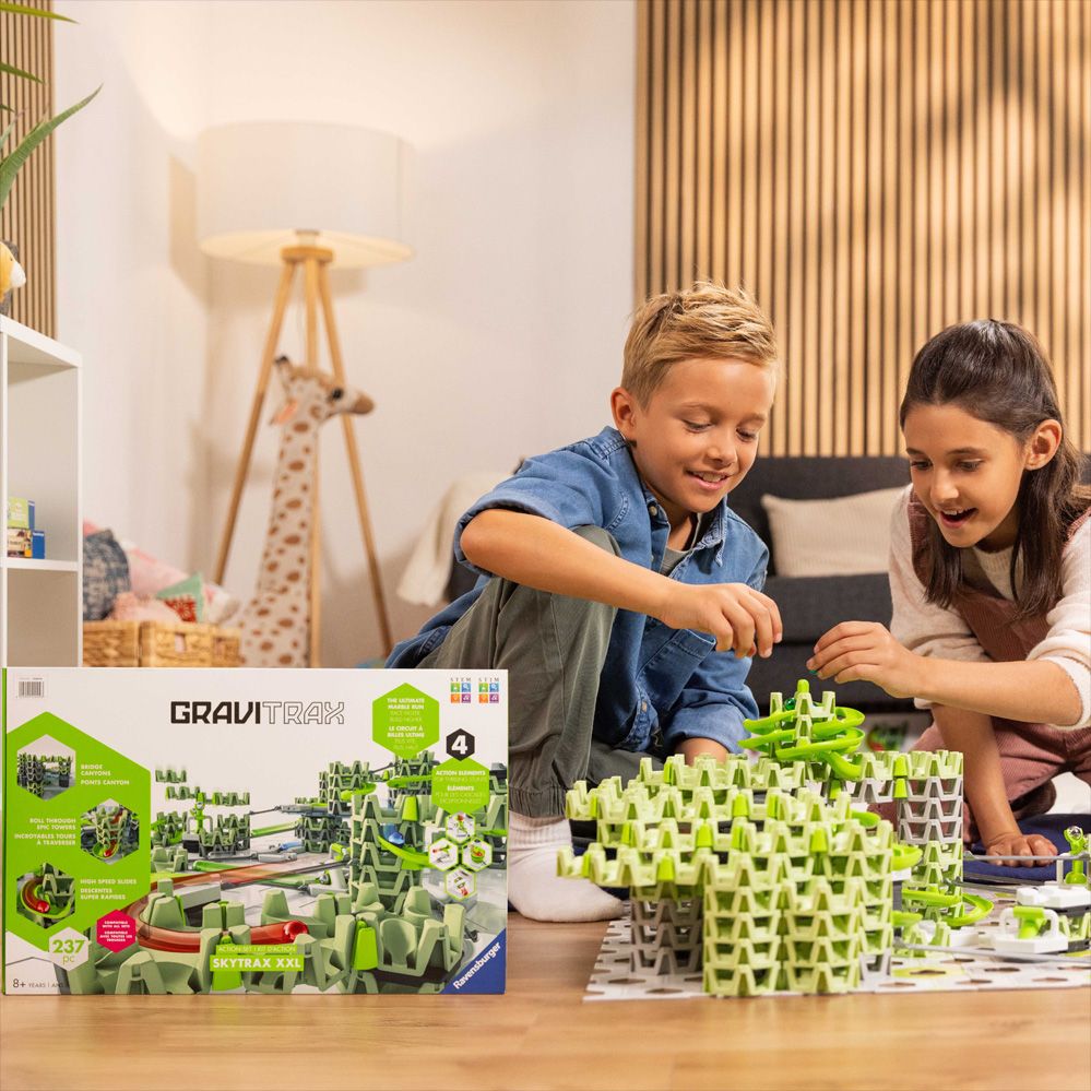 GraviTrax Skytrax: Hoch hinaus auf kleinstem Raum