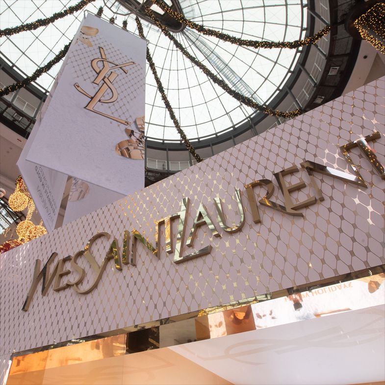 Yves Saint Laurent Beauté: Brand Experience mit großem XMAS Pop-up Store