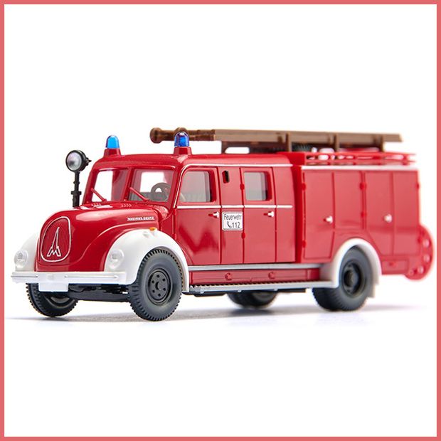 Ohne das mächtige Rundhauber-Löschfahrzeug lief nichts