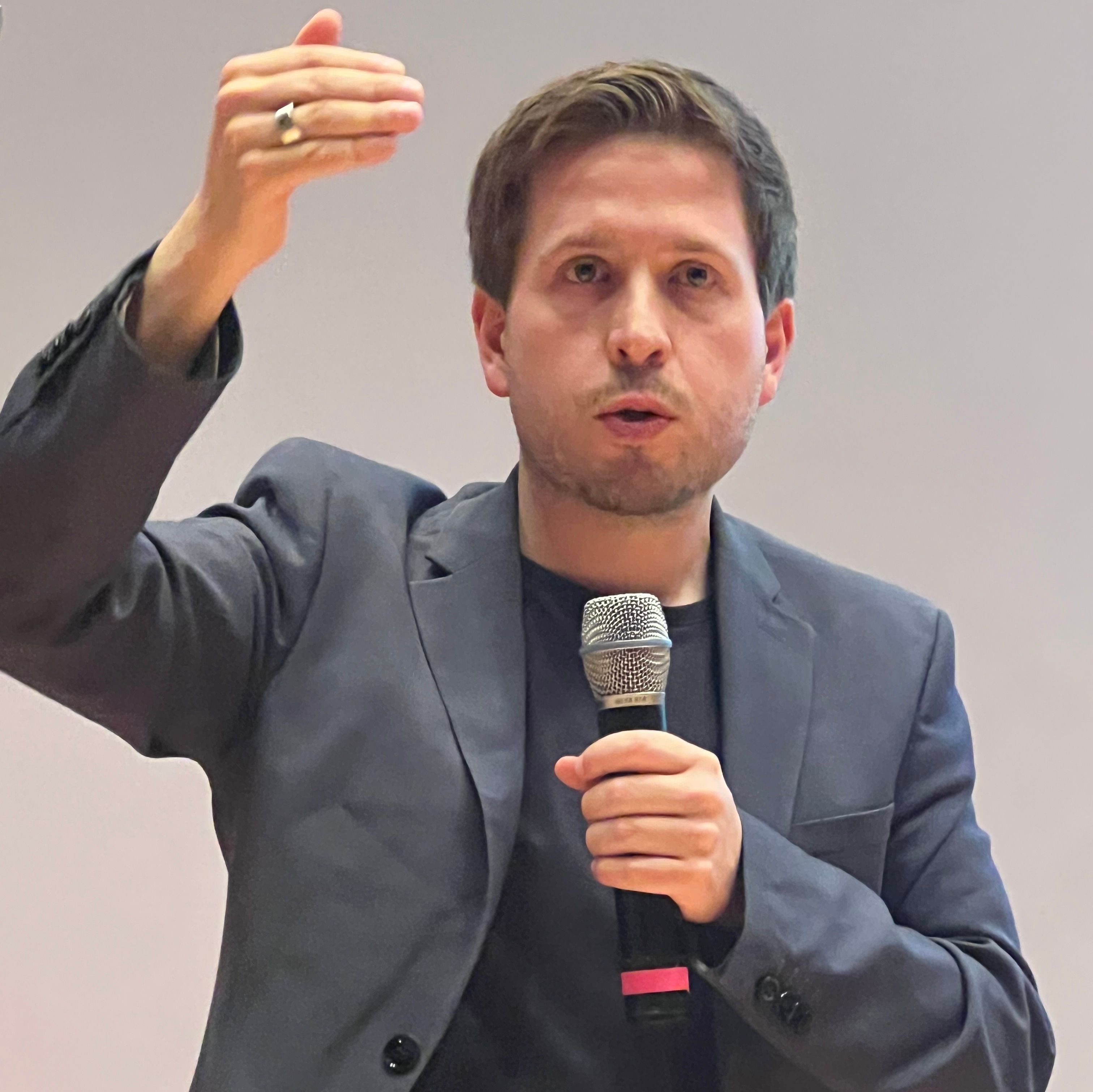 Kevin Kühnert: "Schutz unserer Gesellschaft ist eine gemeinsame Aufgabe!"