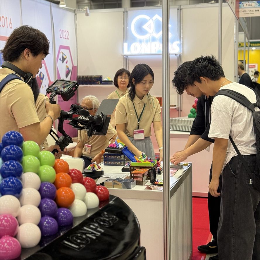 World of Toys Pavillon - Internationale Aussteller starten auf der Tokyo Toy Show durch