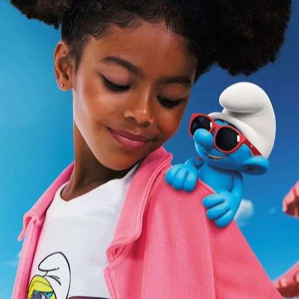 Emporio Armani und Die Schlümpfe lancieren umweltfreundliche Kinderkollektion