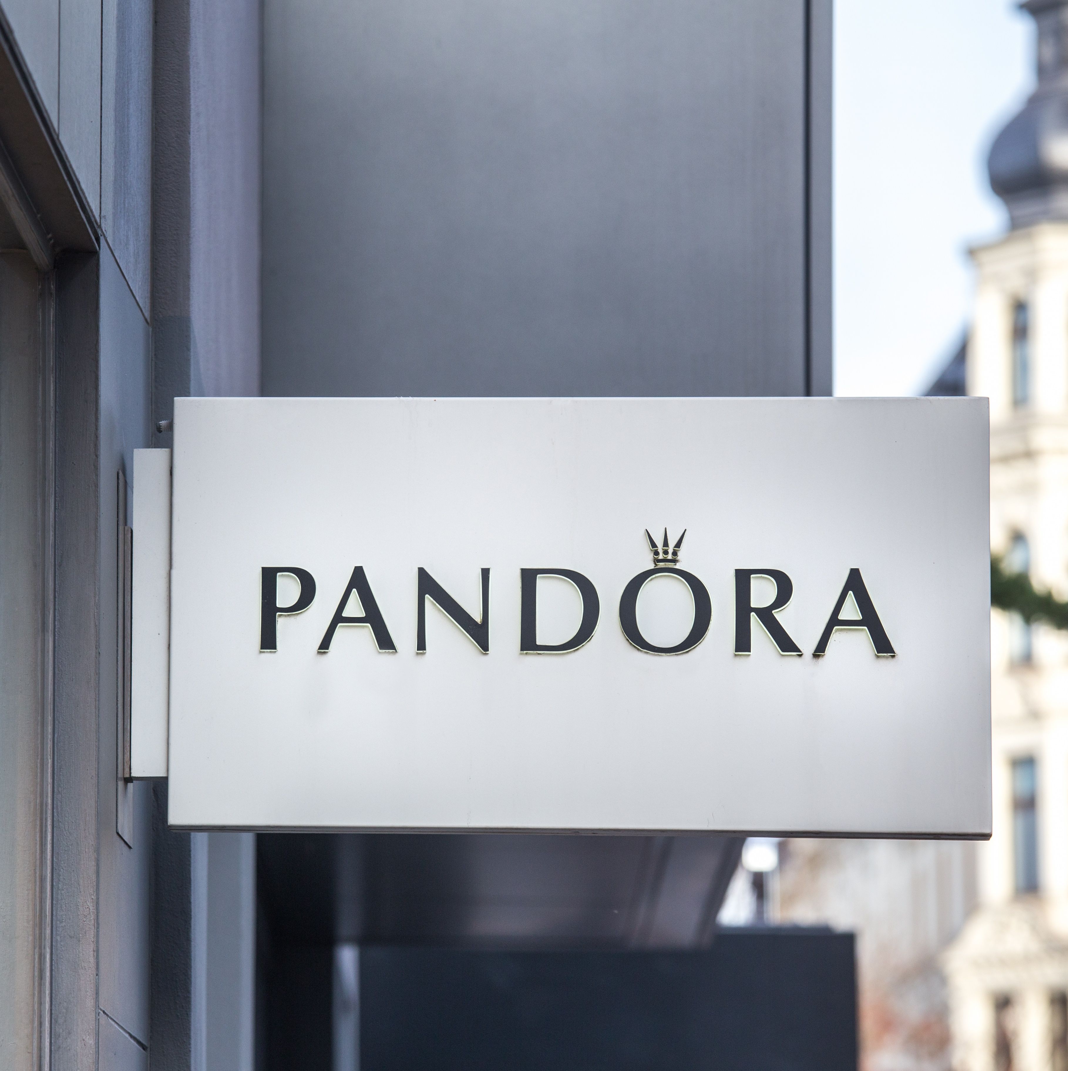 Pandora und Netflix kooperieren für Stranger Things-Schmuckkollektion